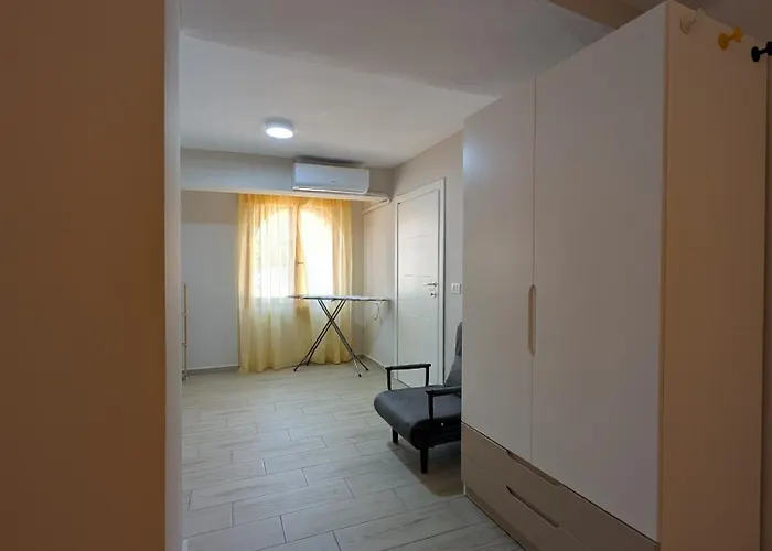 Luxury House California 1 Химара