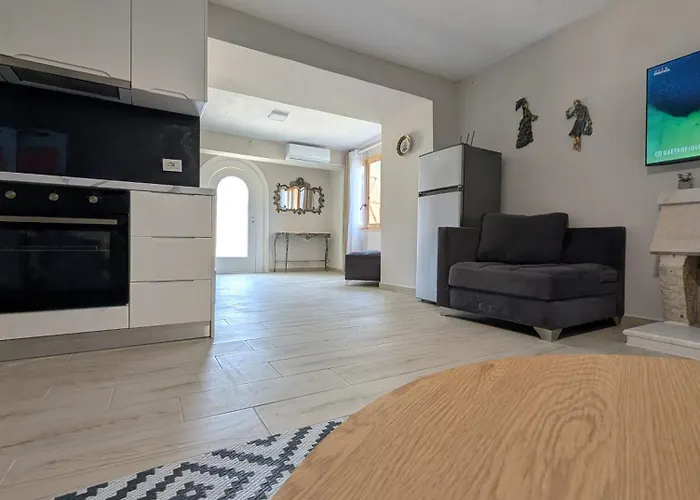 Апартаменты Luxury House California 1 Химара