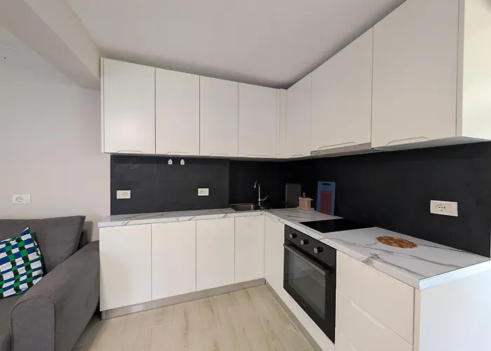 Апартаменты Luxury House California 1 *